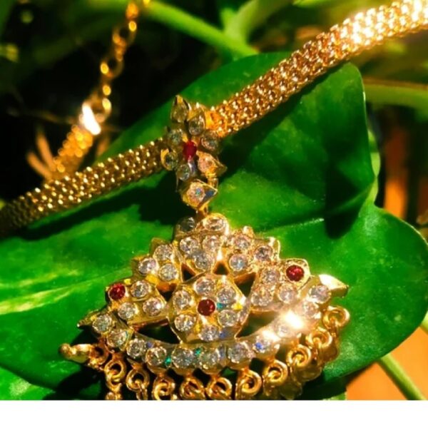 Gold-plated Impon necklace or Attigai