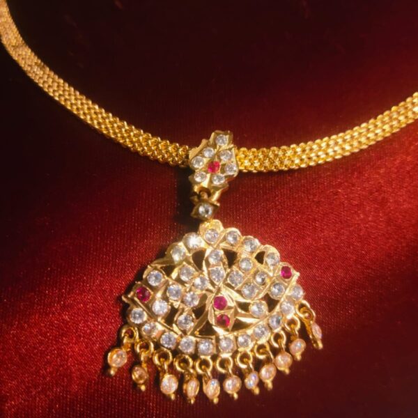 Gold-plated Impon necklace or Attigai